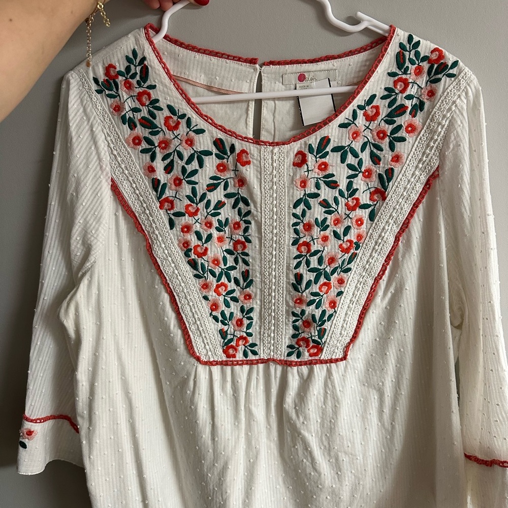 Boden Embroidered Floral White Top